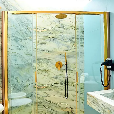 Boutique - Palazzo Rodotà 1683 4*