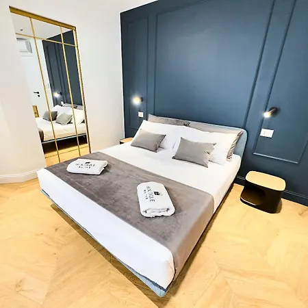 Boutique - Palazzo Rodota 1683