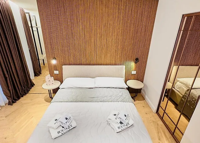 Boutique - Palazzo Rodotà 1683 4* Cosença