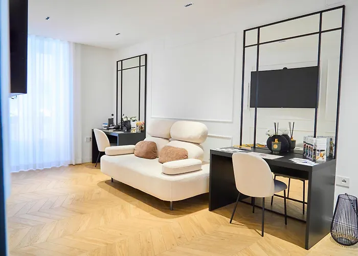 Boutique - Palazzo Rodotà 1683 Alojamento de Acomodação e Pequeno-almoço